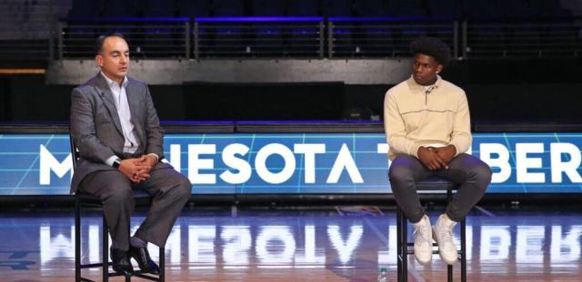 开云权威入口-新赛季前风云突变 狼队高层火速出手闹剧逐渐平息